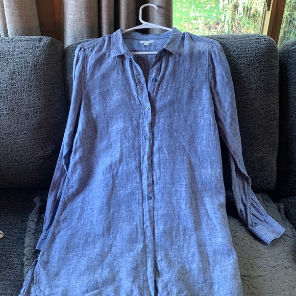 Garnet Hill Tops - Garnet Hill Women’s Linen Blouse Denim Blue Size Small 100% Linen Long Sleeved